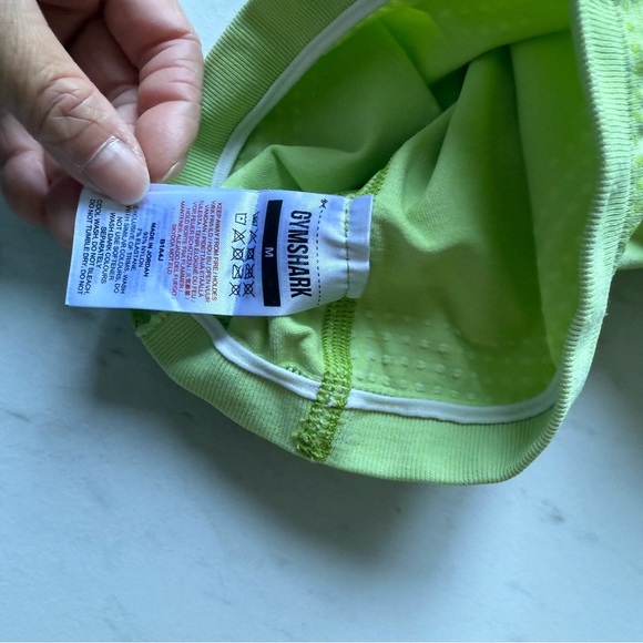 GYMSHARK Vital Seamless Shorts - lime green - size medium - Picture 3 of 7